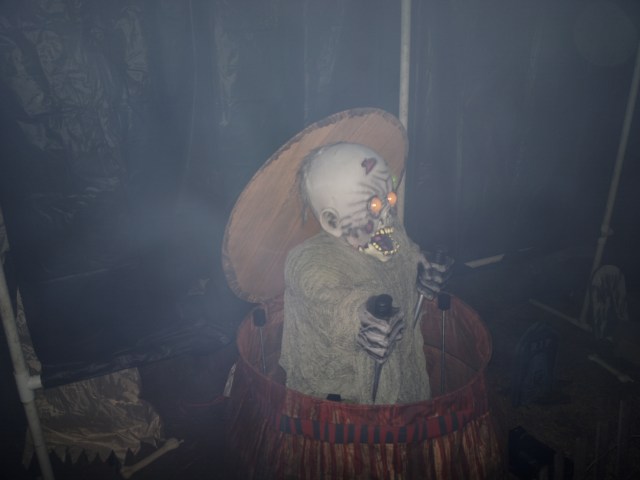 2013 Graveyard - Zombie Barrel Up